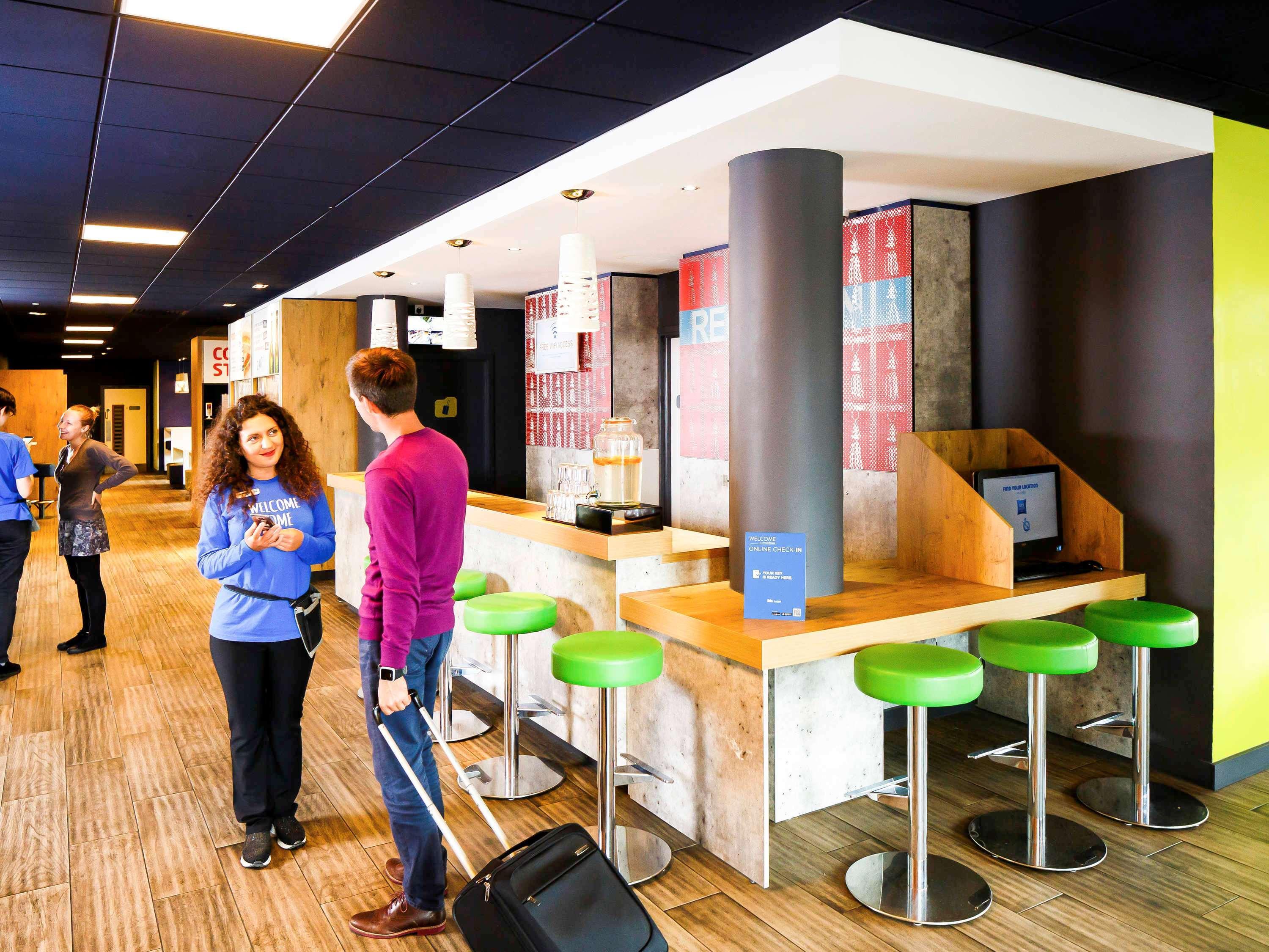 Ibis Budget Manchester Salford Quays Dış mekan fotoğraf