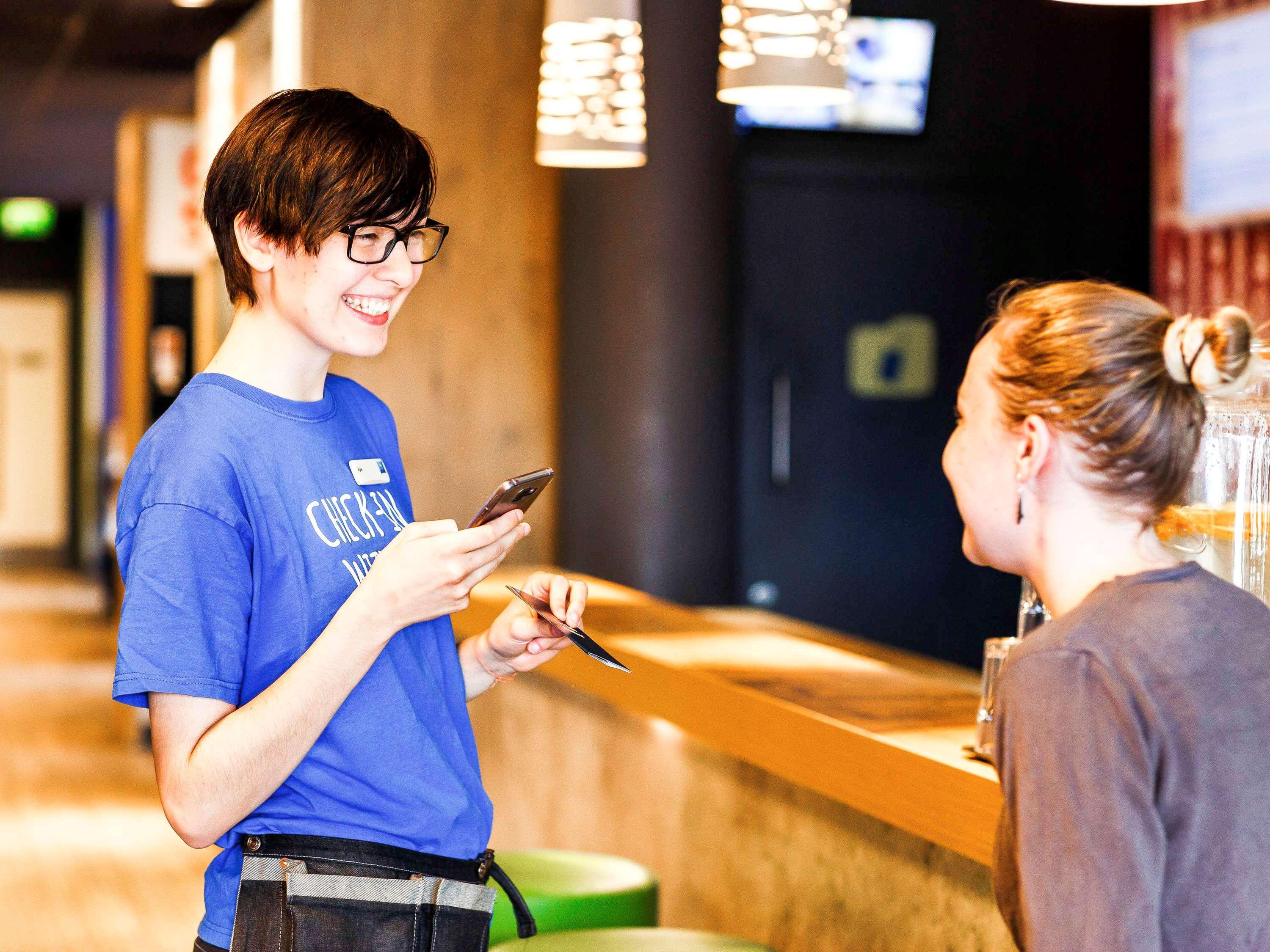 Ibis Budget Manchester Salford Quays Dış mekan fotoğraf
