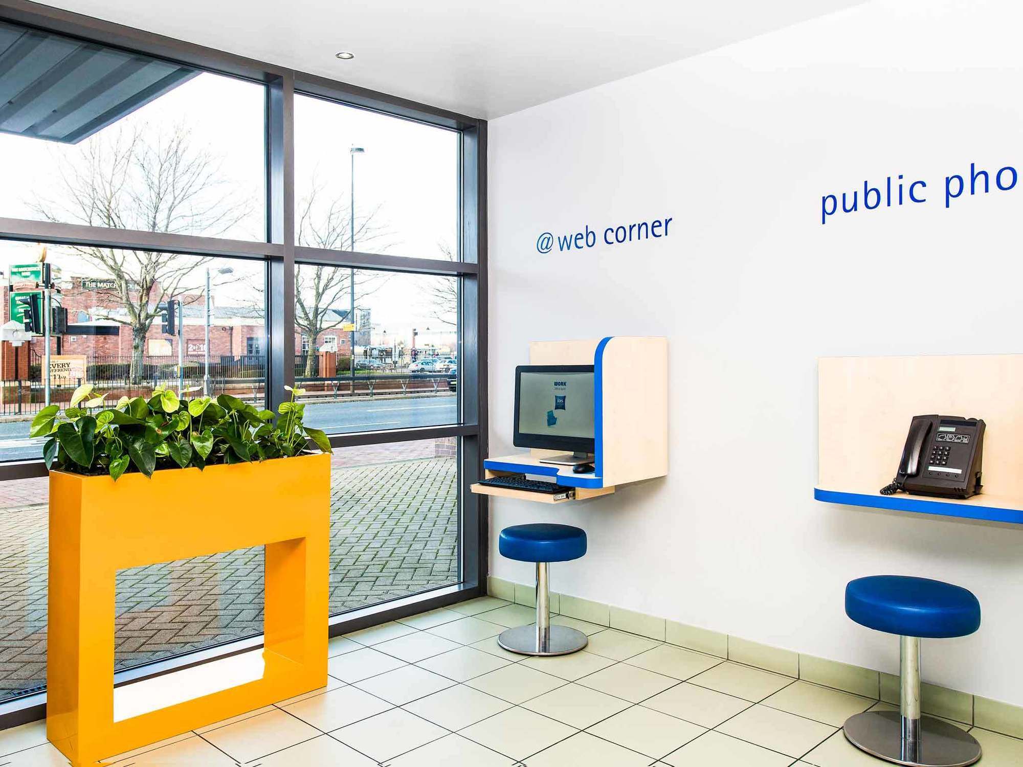 Ibis Budget Manchester Salford Quays Konforlar fotoğraf